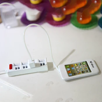 1:12 Miniaturni Lutke Vtičnica napajalni Kabel za Mini Mobilni Telefon Dekoracijo Simulacije igrače Lutka hiša