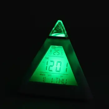 Digitalni LED Budilka 7 Barv Spreminjanje Night Light Time Prikaz Temperature Piramidne Oblike Desk Clock Ustvarjalno Dekoracijo Doma