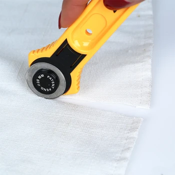 LMDZ Prenosne Zanke Vrtenje Šivanje Rezalnik Strokovno Meri Premium Sewingscissors DIY rezalno orodje z ročajem varnost