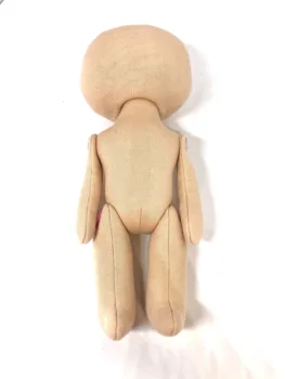 Lutka tekstilne obdelovanca, 21,5 cm.