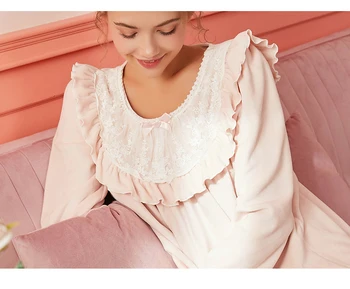 Nightgown Ženske Pasja Zima Letnik Nightgowns Princesa Ženske Sleepwear Coral Runo