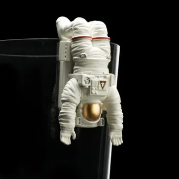 WU CHEN LONG Kapsula Igrače Kozmonavt Dekoracijo Astronavt Pokal Kip Astronavt Umetnosti Kiparstvo Smolo Obrti Doma Dekoracijo R3409