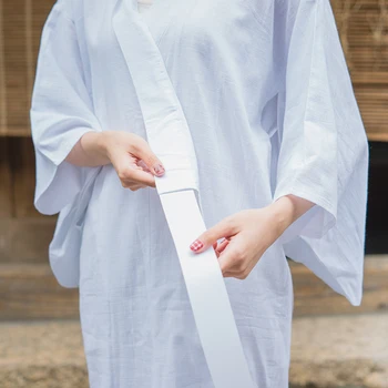 Ženske Kimono Znotraj Nosijo Belo Barvo, Mehko in Udobno Bombažno Spalno Haljo Japonske Tradicionalne Yukata